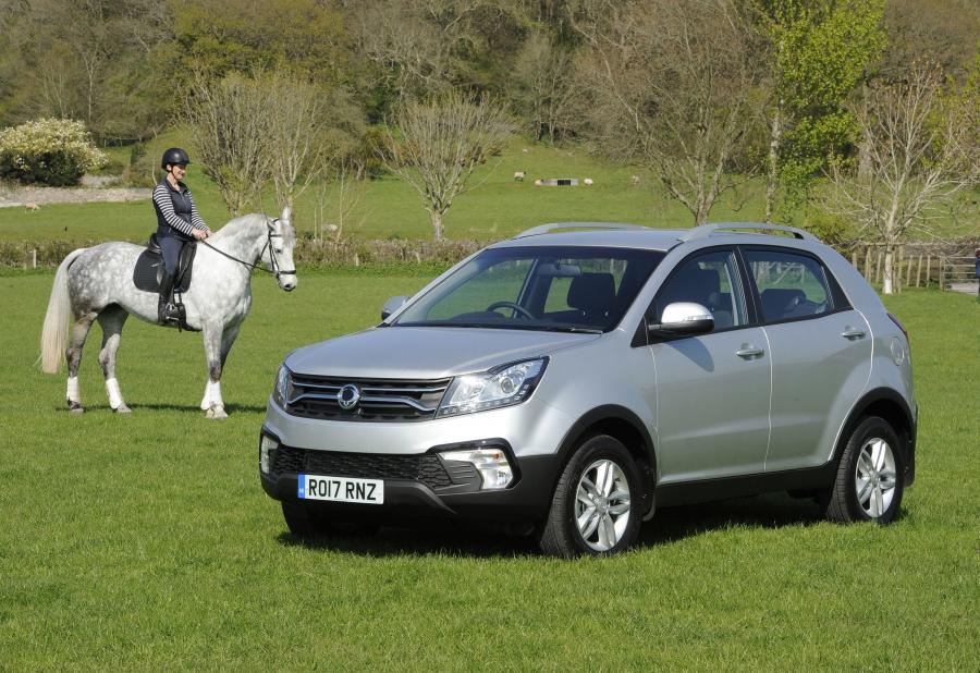  SsangYong Korando SE 4x4 2017 года  (UK) (фото 8 из 10)